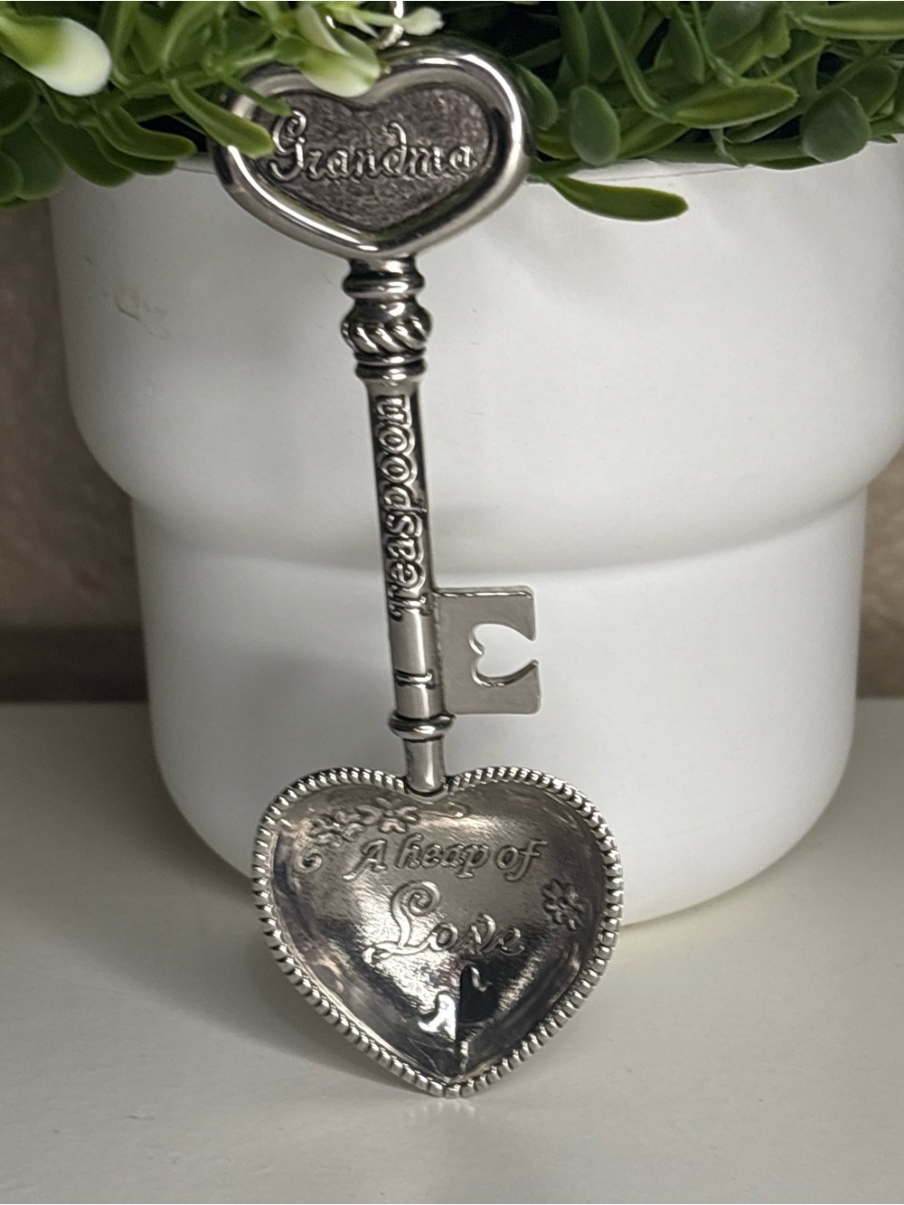 Grandma Key Teaspoon – Silver-Tone Heart Decorative Spoon